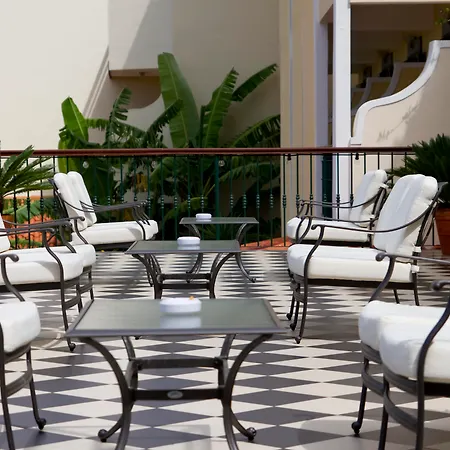 Отель Quinta Bela S Tiago 4*